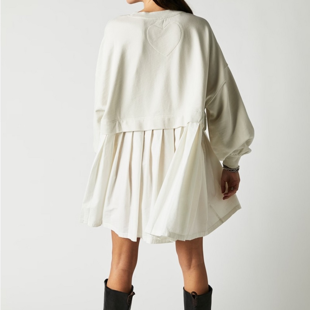 Free People Eleanor Sweatshirt Cream and White Layered Tunic Top Dress - Picture 2 of 6